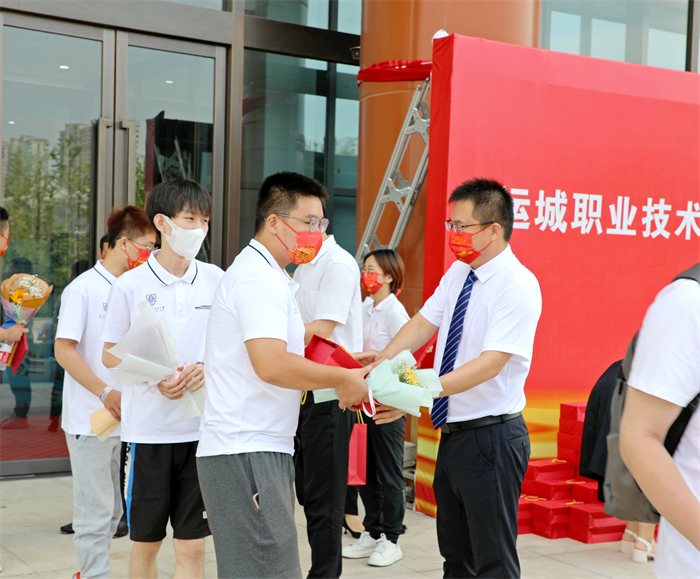 3N3A3204.jpg 3N3A3204.jpg